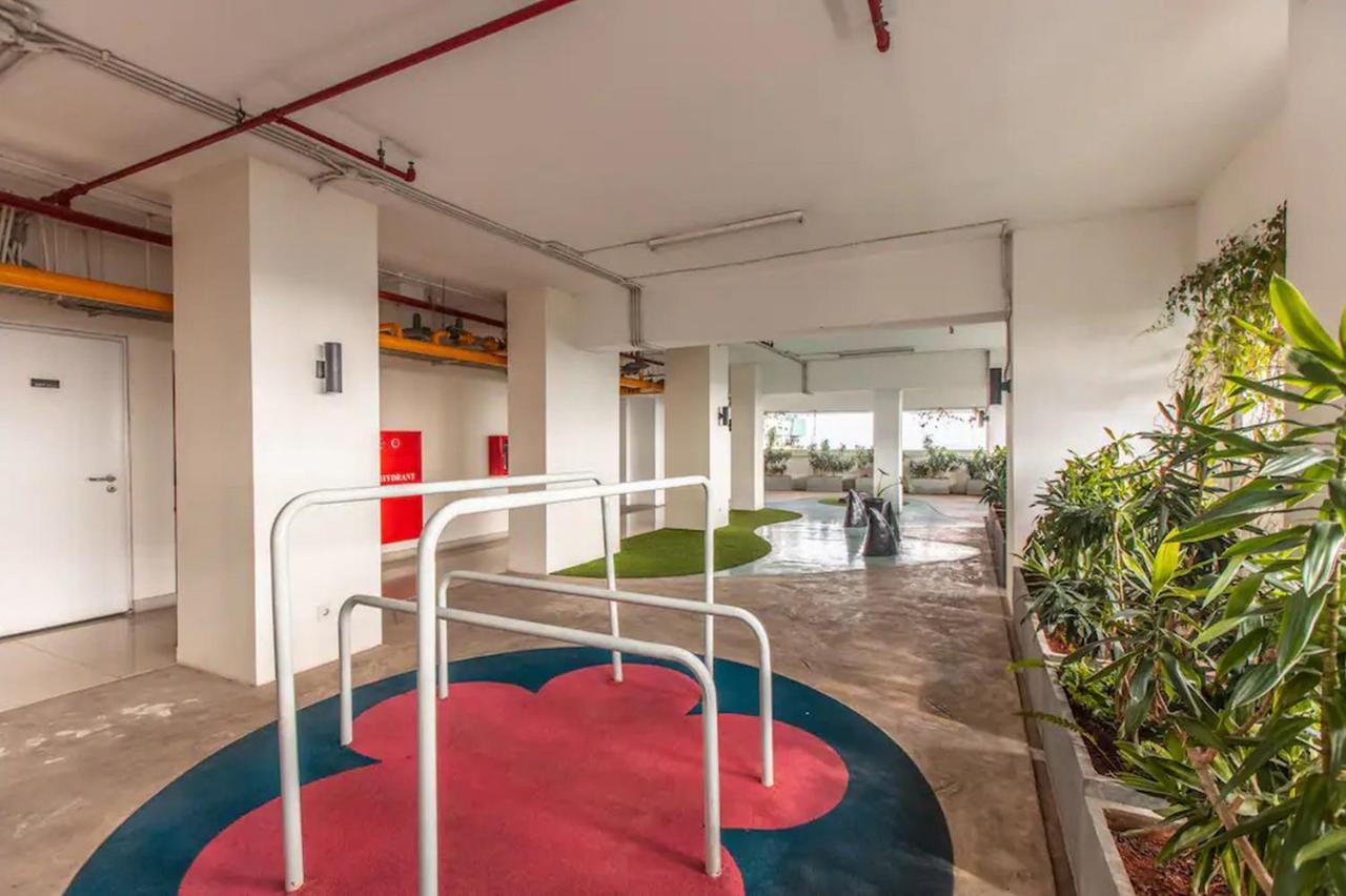Redliving Apartemen Grand Kamala Lagoon - Kita Pro Tower Barclay North Bekasi Eksteriør bilde