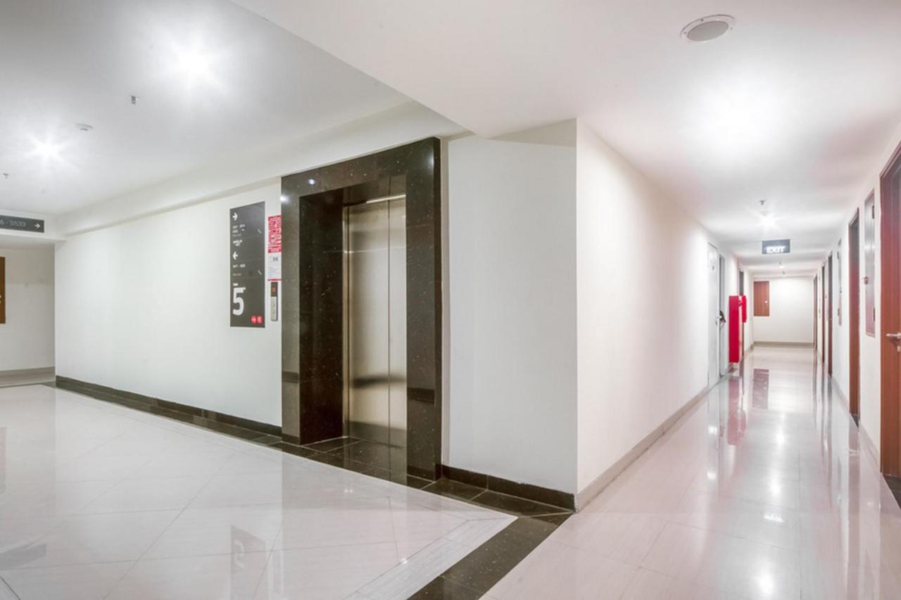 Redliving Apartemen Grand Kamala Lagoon - Kita Pro Tower Barclay North Bekasi Eksteriør bilde